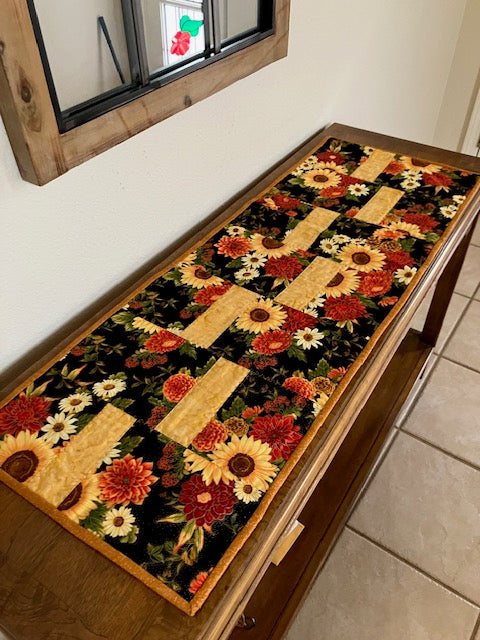 LARGE TABLE RUNNER - FALL